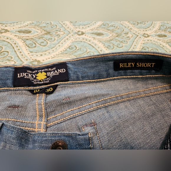 Aztec Ember Riley Shorts LIKE NEW Lucky Brand Size 30 - 10 - Picture 2 of 7